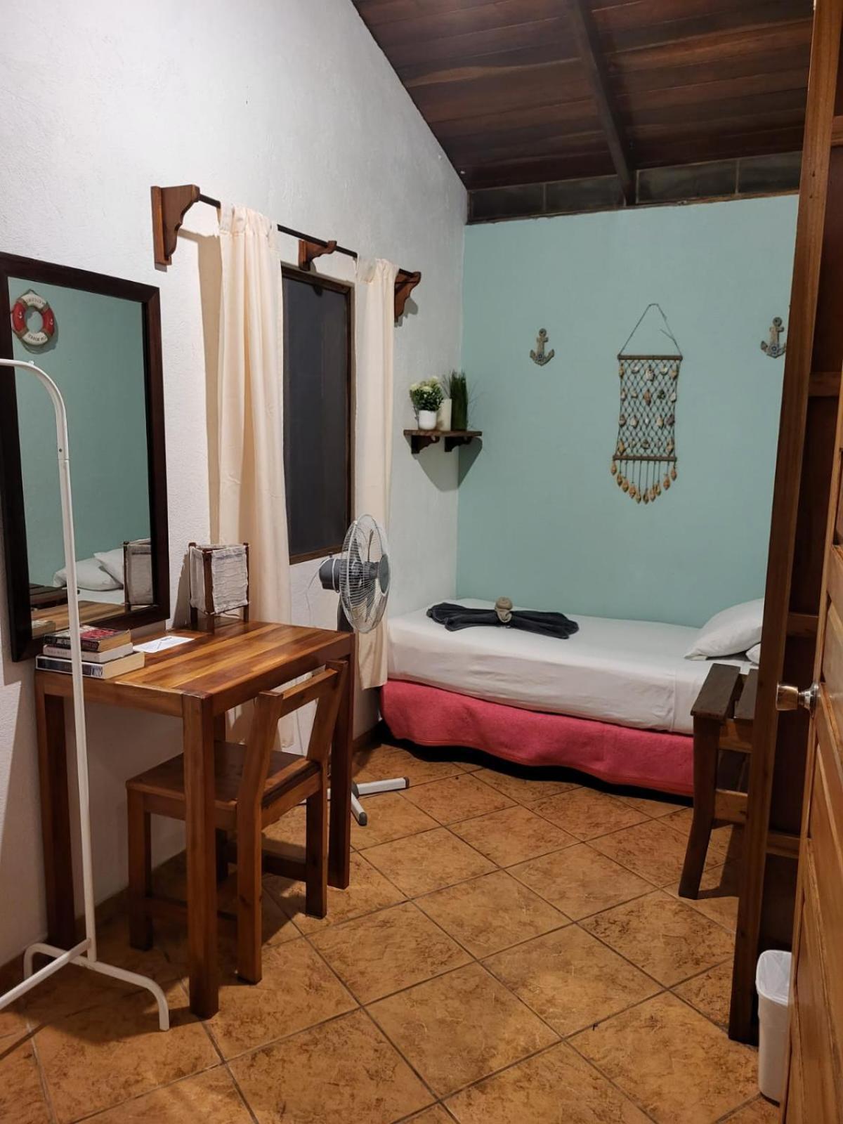 Escape Caribeno Hotel Puerto Viejo de Talamanca Buitenkant foto