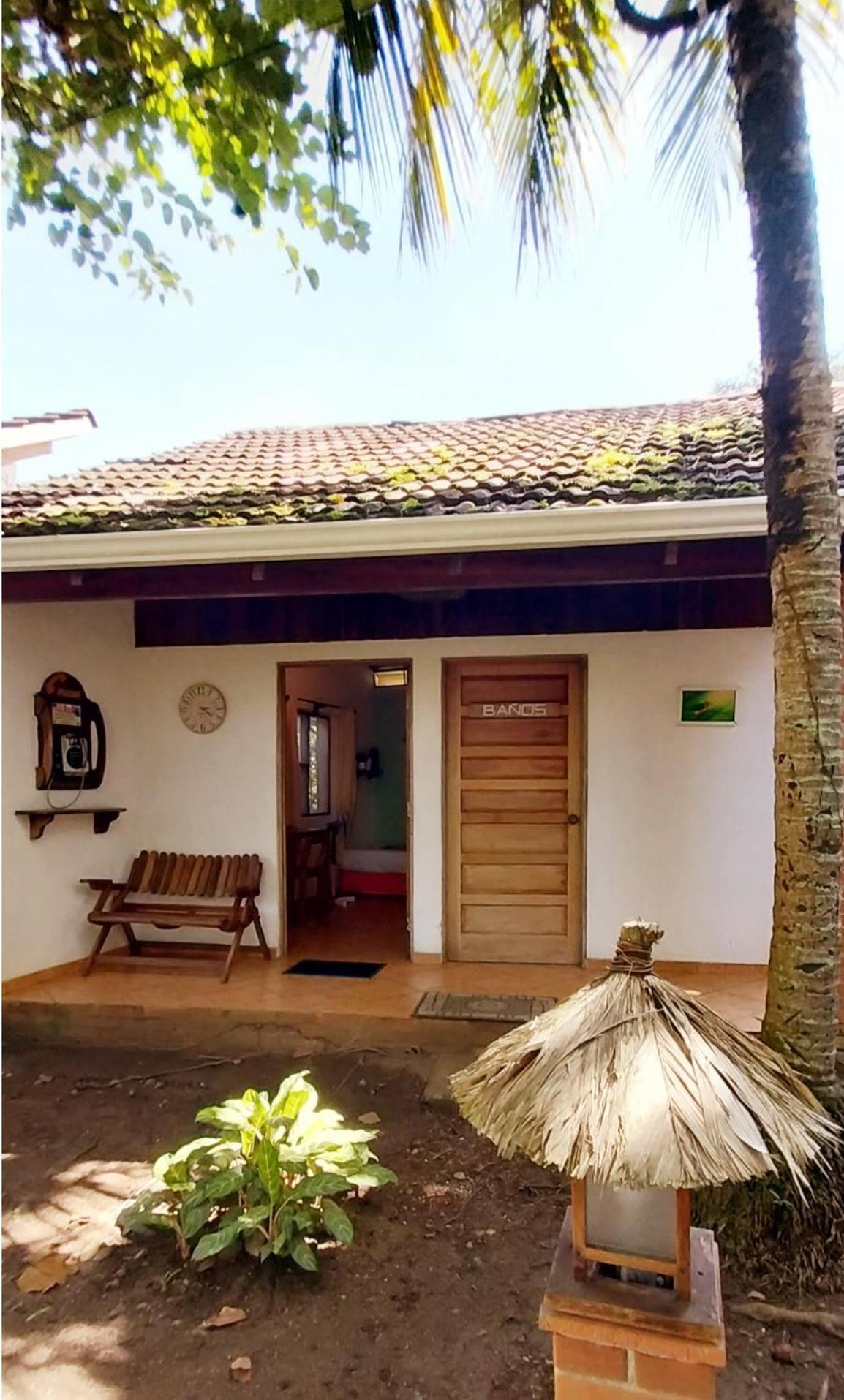Escape Caribeno Hotel Puerto Viejo de Talamanca Buitenkant foto