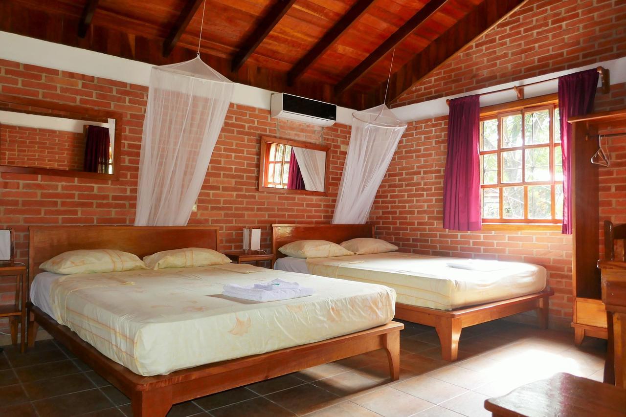 Escape Caribeno Hotel Puerto Viejo de Talamanca Buitenkant foto