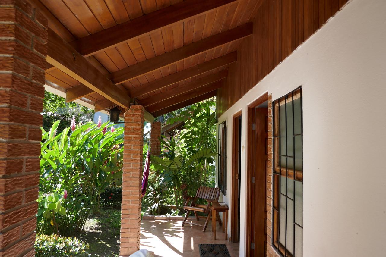 Escape Caribeno Hotel Puerto Viejo de Talamanca Buitenkant foto