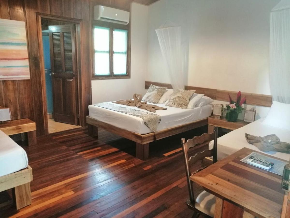 Escape Caribeno Hotel Puerto Viejo de Talamanca Buitenkant foto